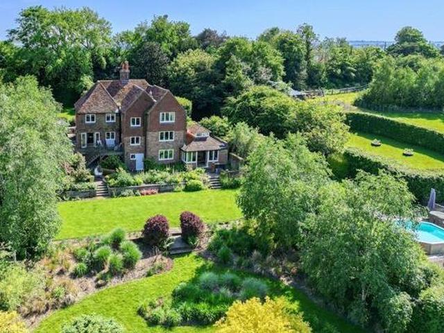 House for sale in Heathlands, East Sussex