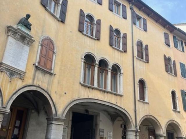 Ufficio in affitto a Reana Del Roiale, Friuli-Venezia Giulia