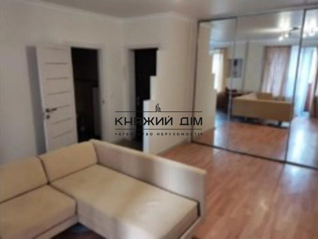 Квартира продажа в Романкове