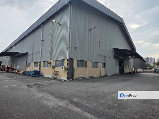 Warehouse for rent in Majlis Bandaraya Subang Jaya, Petaling