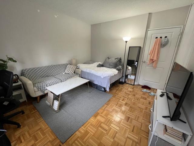Room for rent in Arverne, New York