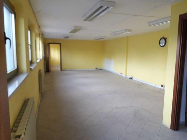 Ufficio in vendita a Capannori, Toscana