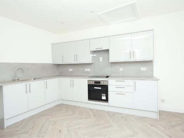 Apartment for rent in Cross In Hand, East Sussex