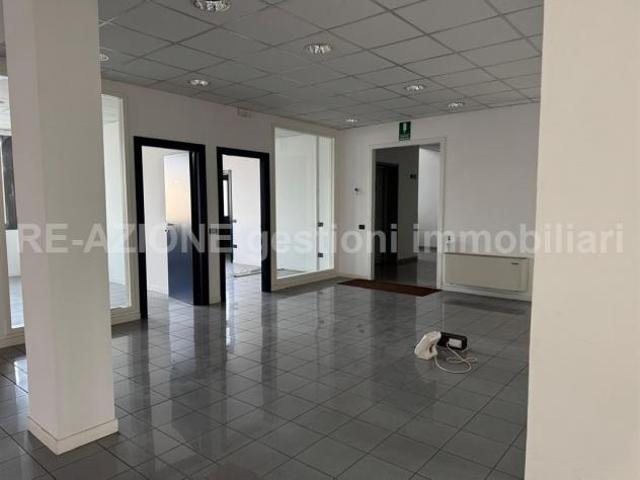 Ufficio in affitto a Altavilla Vicentina, Vicenza