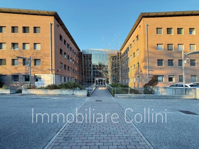 Ufficio in vendita a Paderno, Reana Del Roiale