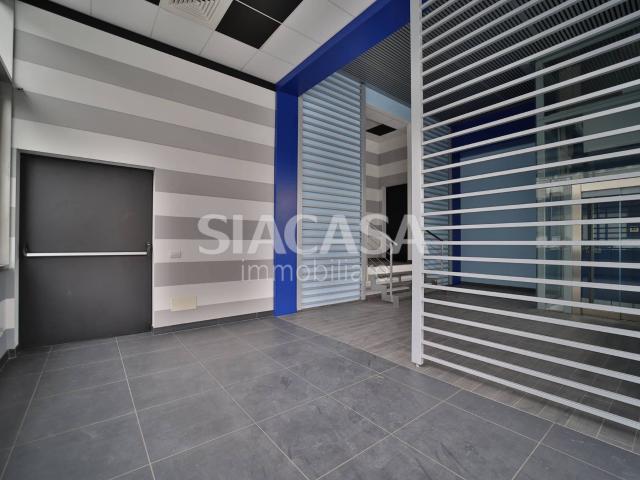 Ufficio in affitto a Cernusco Sul Naviglio, Lombardia