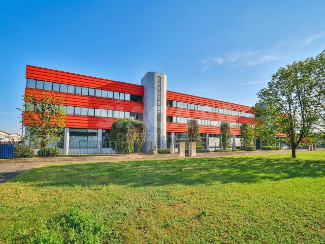 Ufficio in affitto a Inzago, Lombardia