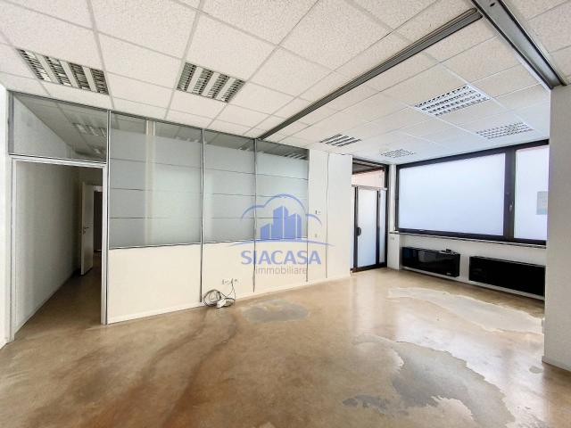 Ufficio in vendita a Trezzo Sull'adda, Lombardia