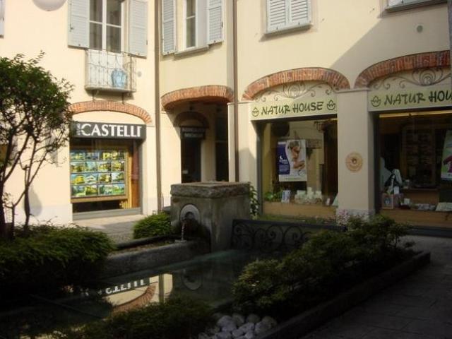 Ufficio in vendita a Seregno, Lombardia