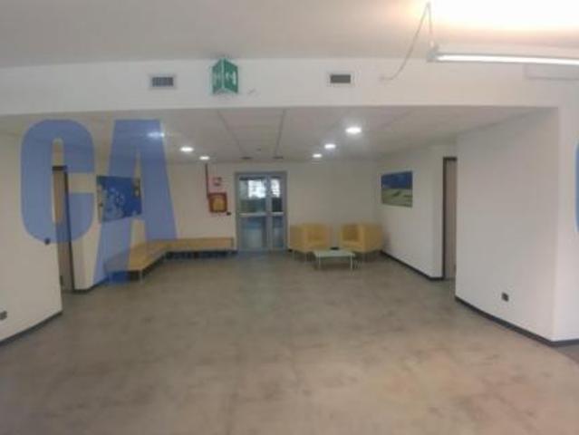 Ufficio in affitto a Villa Fiorita, Cassina de' Pecchi