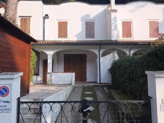 Ufficio in vendita a Quartiere Le Valli, Comacchio