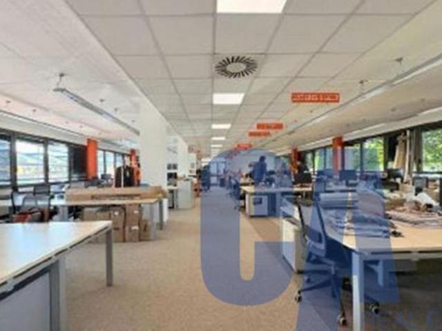 Ufficio in affitto a Cassino Scanasio, Rozzano