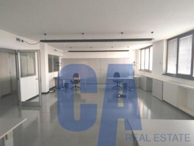 Ufficio in affitto a Rovagnasco, Segrate