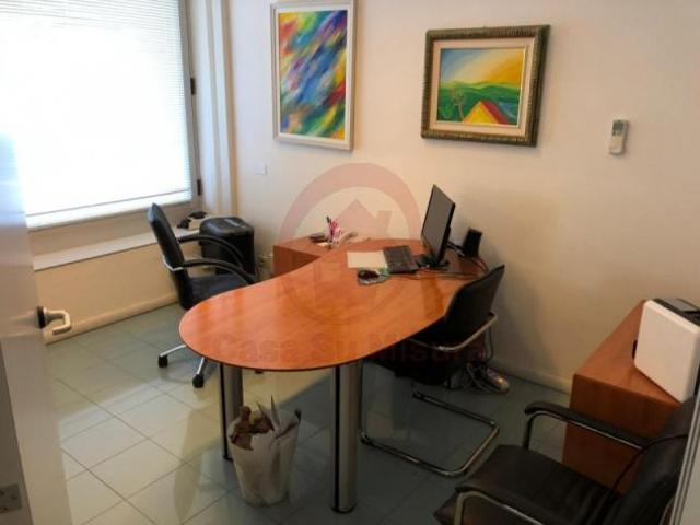 Ufficio in vendita a Teolo, Selvazzano Dentro