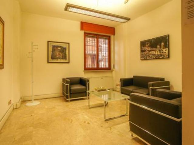 Ufficio in affitto a Centro storico, Brenzone