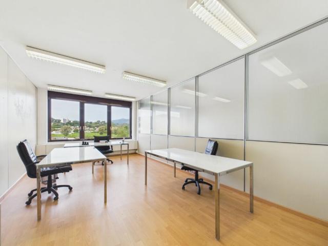 Büro mieten in Zona Industriale Pian Faloppia, Balerna