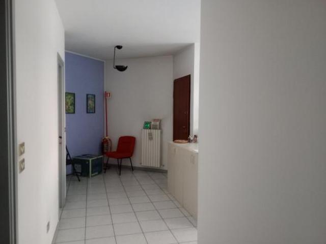 Ufficio in affitto a Rione San Silvestro, Piemonte