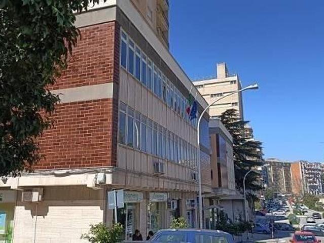 Ufficio in affitto a Caltanissetta