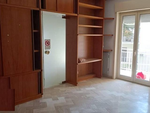 Ufficio in affitto a Caltanissetta, Quartiere Provvidenza