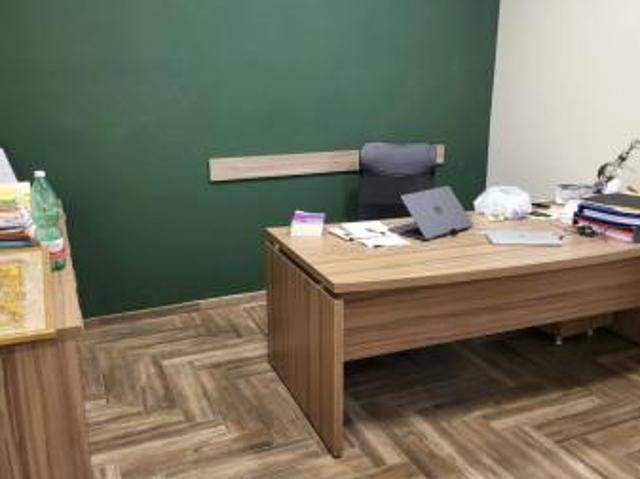 Ufficio in affitto a Casalnuovo Di Napoli, Campania