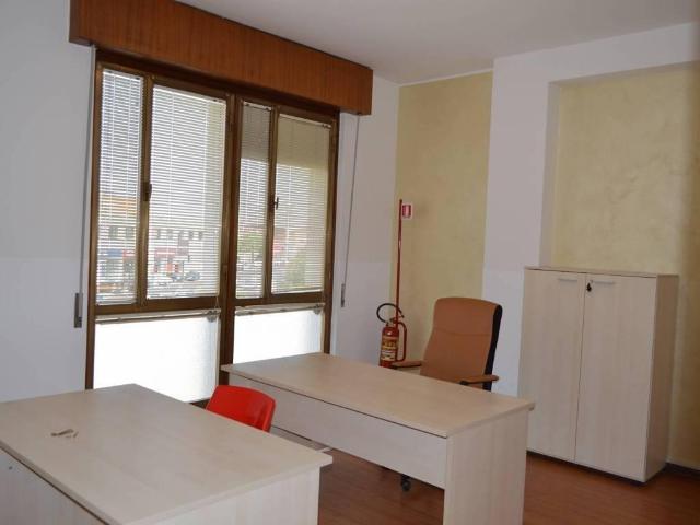 Ufficio in affitto a Verona, Borgo Roma