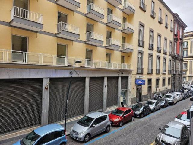 Ufficio in vendita a Municipalità 2, Campania