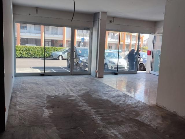 Ufficio in affitto a Reana Del Roiale, Friuli-Venezia Giulia