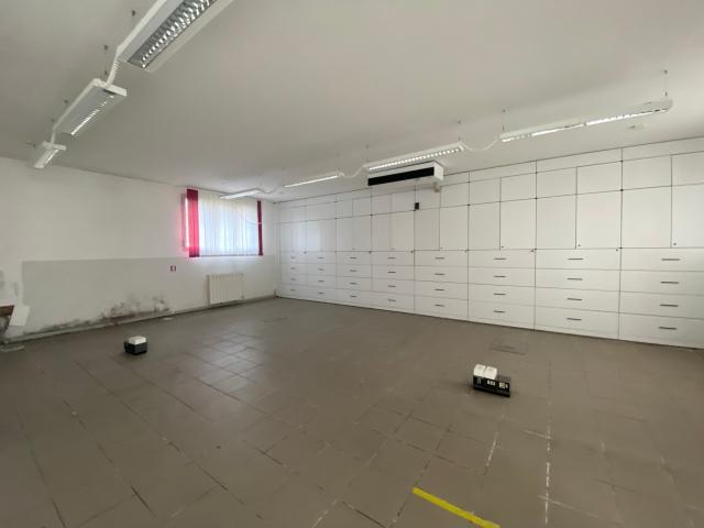 Ufficio in vendita a Maccio, Villa Guardia
