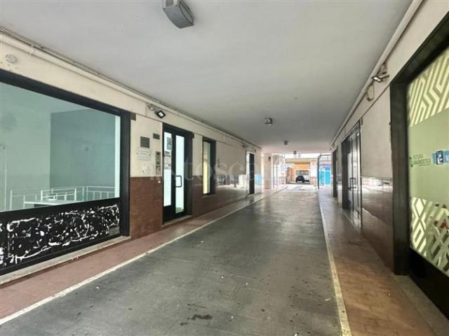 Ufficio in vendita a Avellino, Campania