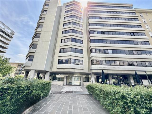 Ufficio in vendita a Zona Sud, Brescia