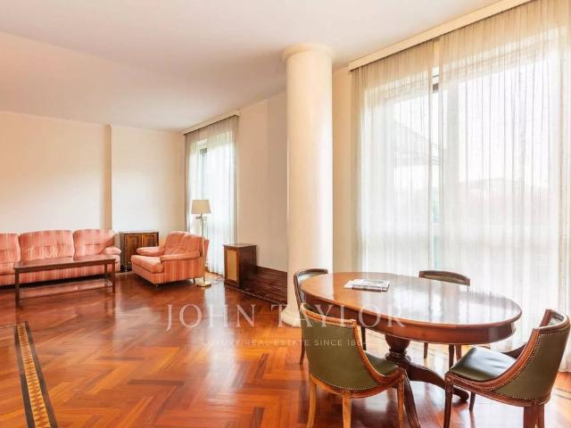 Ufficio in vendita a Milano, Lombardia