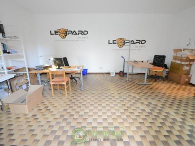 Ufficio in vendita a Burago Di Molgora, Lombardia