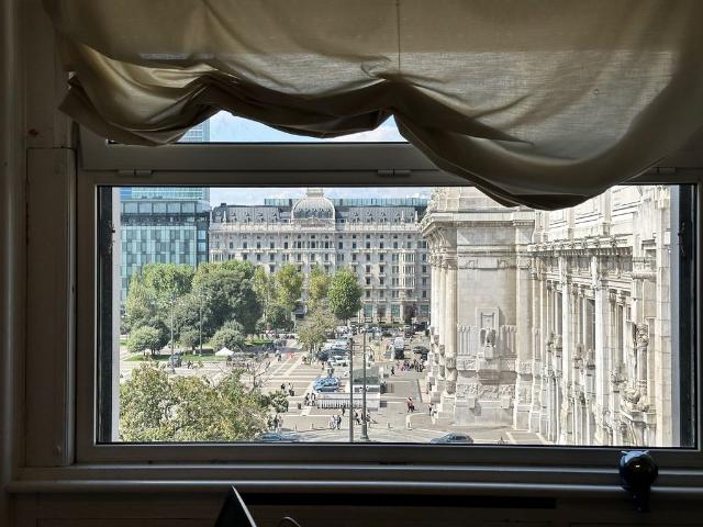 Ufficio in vendita a Municipio 2, Milano