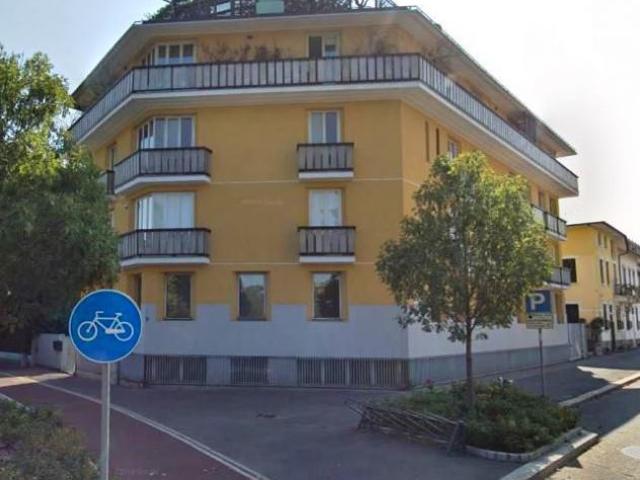 Ufficio in vendita a Municipio 2, Milano