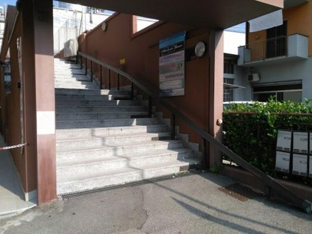 Ufficio in vendita a Albino, Lombardia
