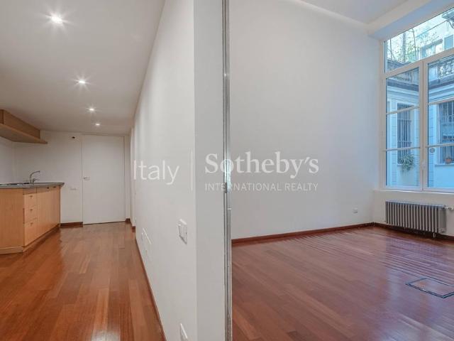 Appartamento in affitto a Centro storico, Milano