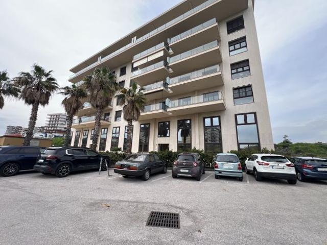 Ufficio in vendita a Picanello-Ognina-Barriera-Canalicchio, Catania