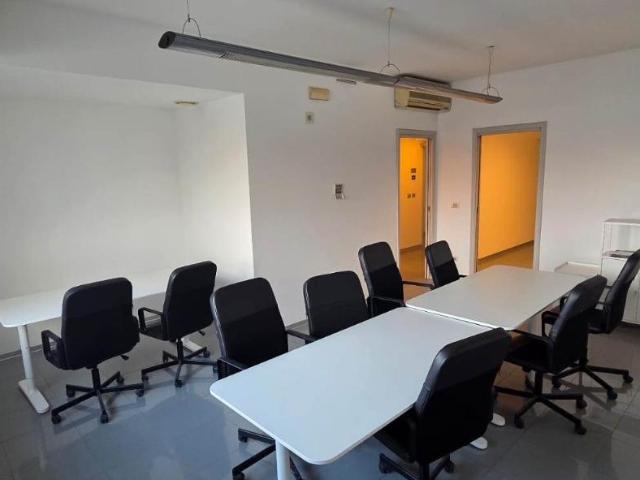 Ufficio in affitto a Acireale, Sicilia