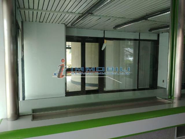 Ufficio in affitto a Tangenziale Est di Milano, Agrate Brianza