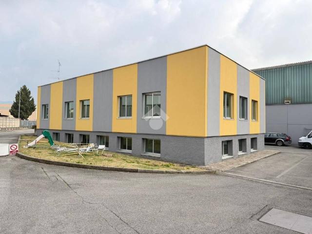 Ufficio in affitto a Pedrengo, Lombardia