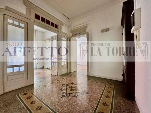 Ufficio in affitto a Piemonte, Alessandria