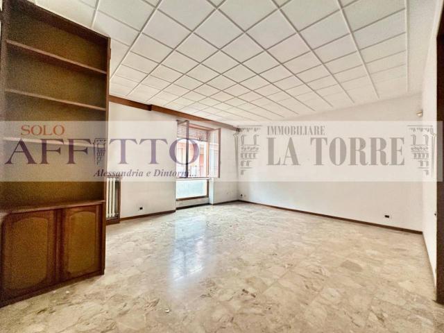 Ufficio in affitto a Piemonte, Alessandria