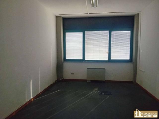 Ufficio in affitto a Marche, Ancona