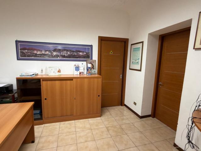 Ufficio in affitto a Marche, Ancona