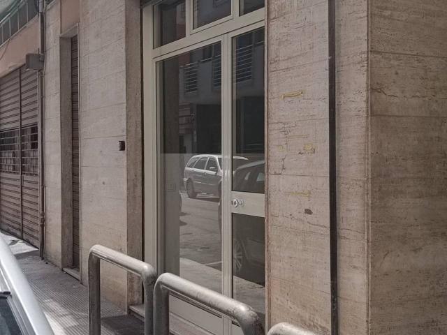 Ufficio in affitto a Puglia, Barletta-andria-trani