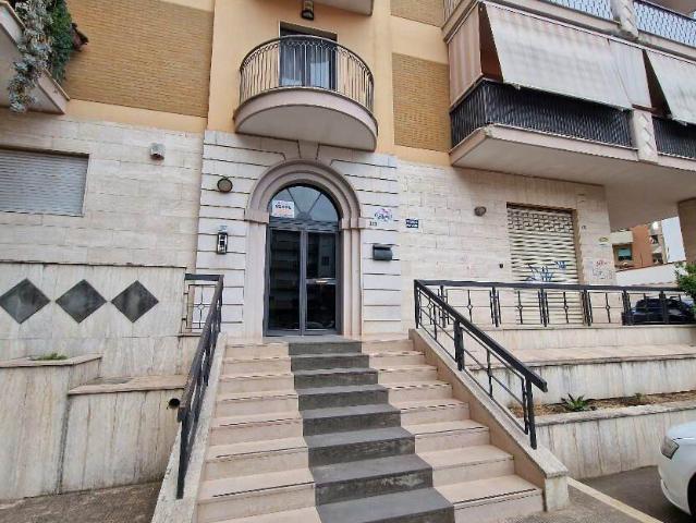 Ufficio in affitto a San Valentino, Puglia