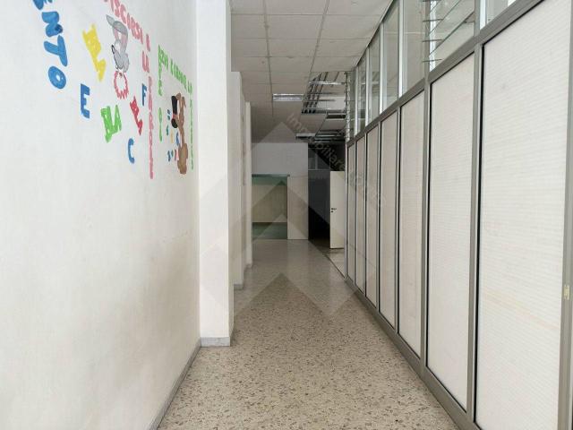 Ufficio in affitto a Puglia, Barletta-andria-trani