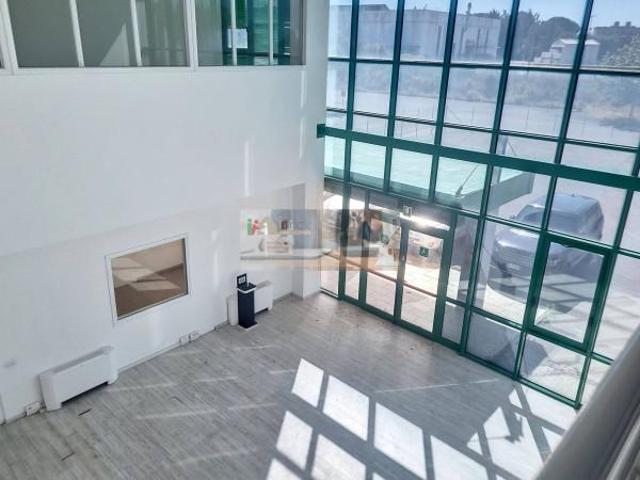 Ufficio in affitto a Quarto di Vallelata, Aprilia