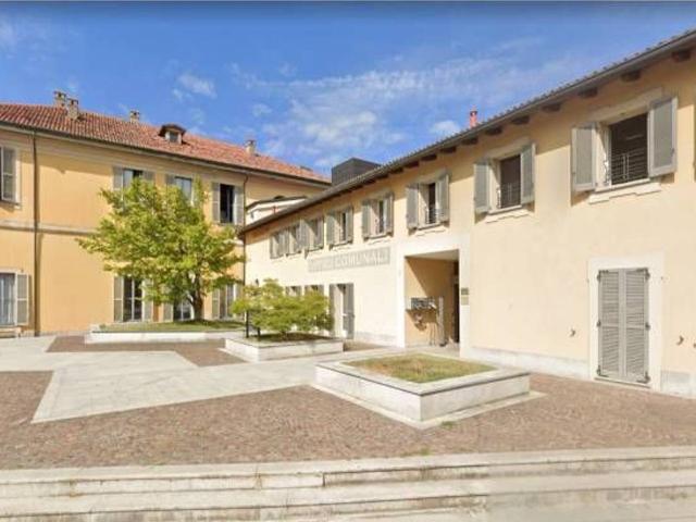 Ufficio in affitto a Arcore, Lombardia