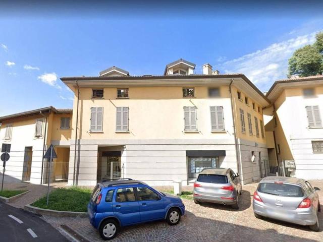 Ufficio in affitto a Arcore, Lombardia